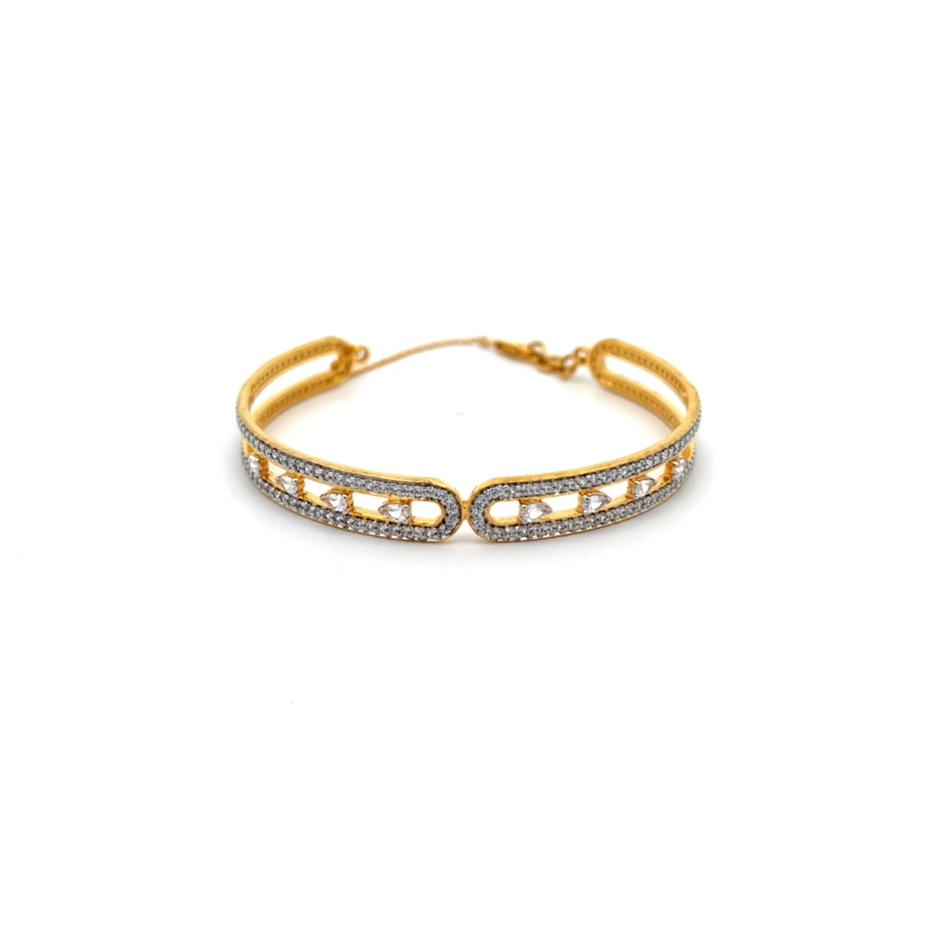 The Lustre Loop Oval Bangle