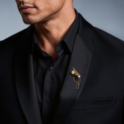 The Ardyn Crest Brooch For Him - thumb 2