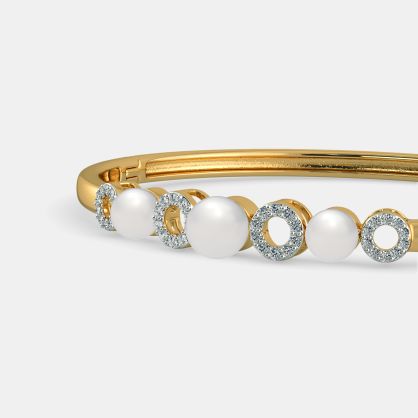 The Cleodora Bangle