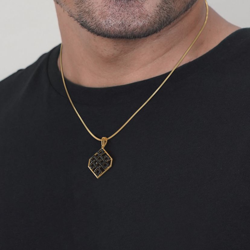 The Ariadnes Knot Pendant For Him - image 3