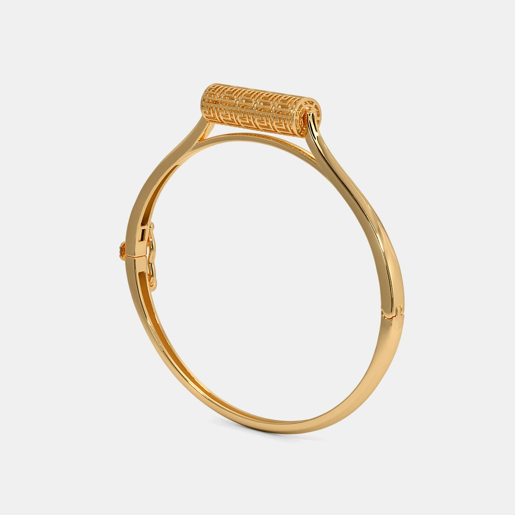 The Ganiru Oval Bangle | BlueStone.com