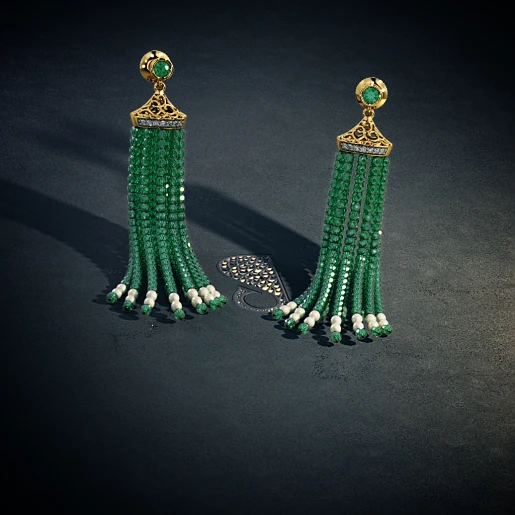 Buy 50+ Emerald Earrings Online | BlueStone.com - India's #1 Online ...